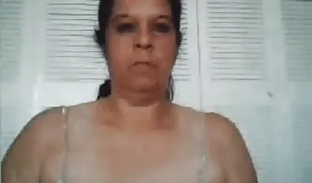 Elsa Jean金髪の美しさは、顔のスキンケアの男です sex 女性 用 動画