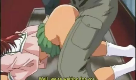 女の子は服を脱ぎ、太もも、両手で、自然の中で男の体幹をマッサージします 無料 エロ 動画 女性 用