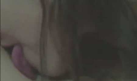 セクシーな女の子は少年の願いに答えた 女性 向 エロ 動画