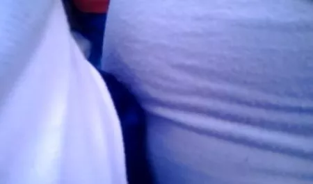 高齢者の男は、すべての可能な手段で女の子と浮気し始めました 女性 向け 動画 無料