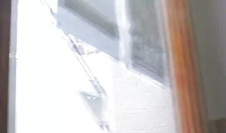熟女を訪ねてきた男 av 無料 女性
